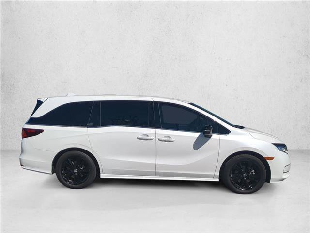 Used 2024 Honda Odyssey Sport image 4