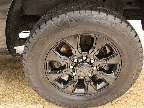 Used 2020 RAM 2500 Limited image 23