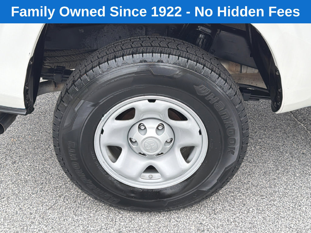 Used 2023 Toyota Tacoma SR RWD image 16
