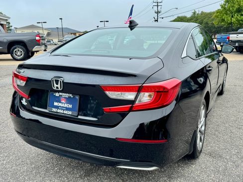 Used 2019 Honda Accord LX image 5