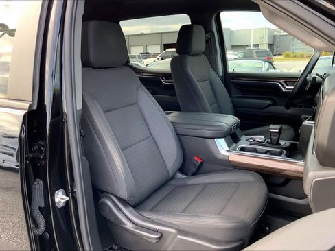 Used 2024 Chevrolet Silverado 1500 LT Trail Boss w/ LPO, Dark Essentials Package image 8