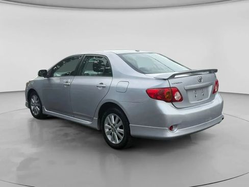 Used 2010 Toyota Corolla S FWD image 3