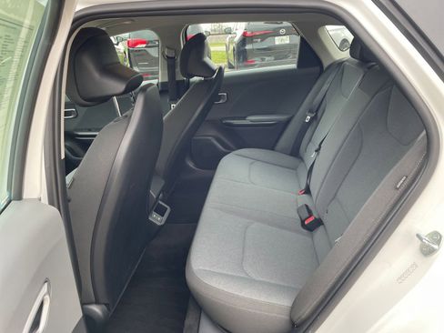 Used 2025 Kia K4 LXS image 24