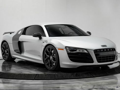 Used 2010 Audi R8 V10 image 25