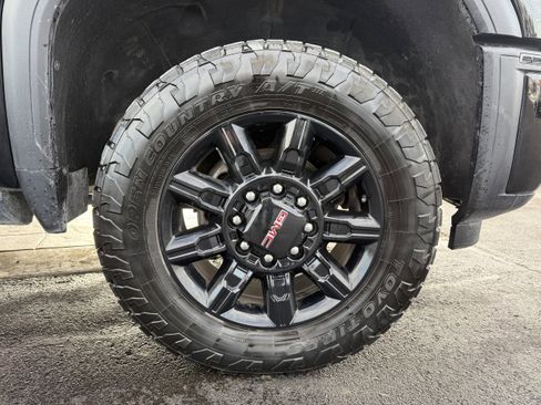 Used 2024 GMC Sierra 2500 AT4 w/ AT4 Premium Plus Package image 31