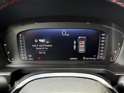 Used 2025 Honda Pilot Black Edition image 13
