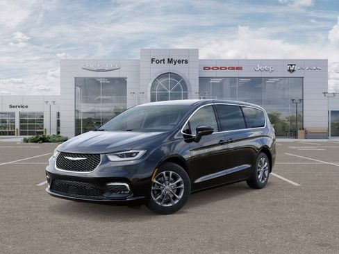 New 2026 Chrysler Pacifica Select FWD image 1