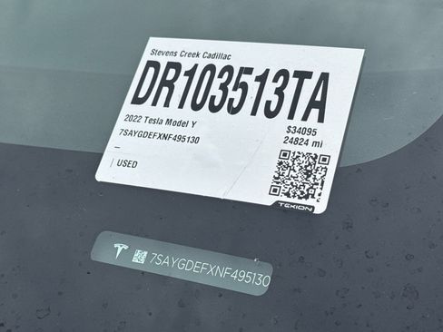 Used 2022 Tesla Model Y Performance AWD/4WD image 2