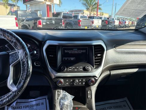 Used 2019 GMC Acadia SLT AWD/4WD image 15