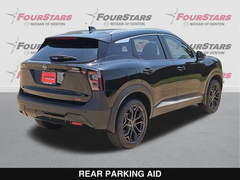 New 2026 Nissan Kicks SR w/ SR Premium Package FWD image 4