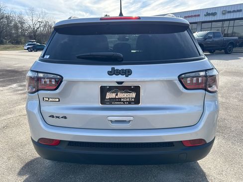New 2026 Jeep Compass Latitude AWD/4WD image 7