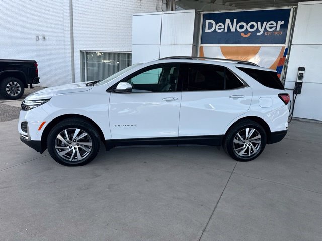 Used 2022 Chevrolet Equinox Premier AWD/4WD image 13