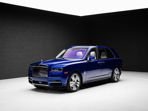 Used 2019 Rolls-Royce Cullinan AWD/4WD image 4