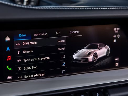 Certified 2025 Porsche 911 Carrera 4 GTS AWD/4WD image 55