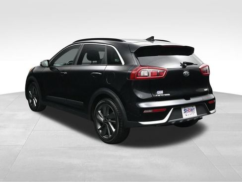 Used 2017 Kia Niro FWD image 3