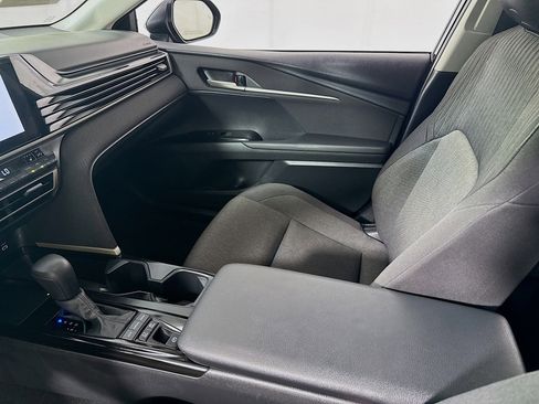 Used 2025 Toyota Camry LE w/ Convenience Package AWD/4WD image 23