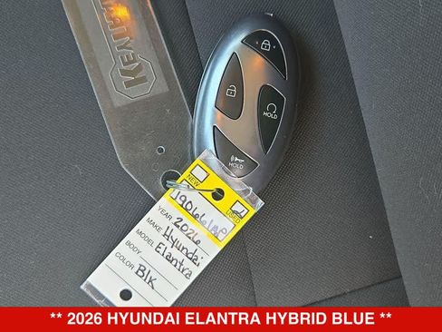 Used 2026 Hyundai Elantra Hybrid FWD image 32