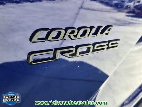 Used 2025 Toyota Corolla Cross AWD Hybrid w/ Convenience Package image 17