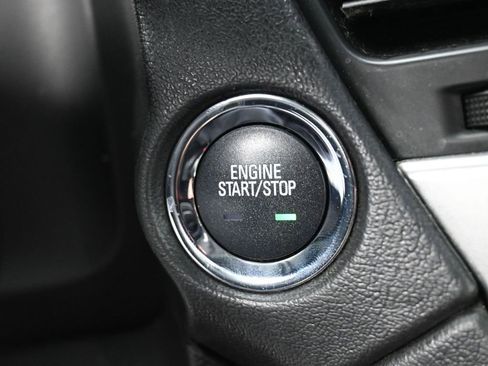 Used 2019 Chevrolet Suburban Premier image 21