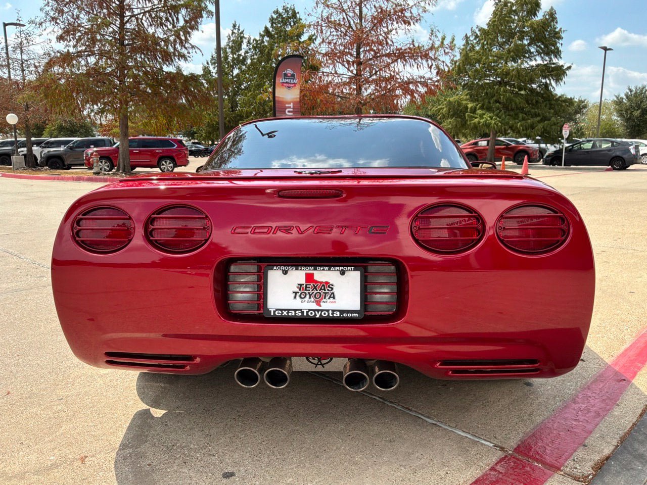 Used 2004 Chevrolet Corvette Coupe w/ Roof Package RWD image 12