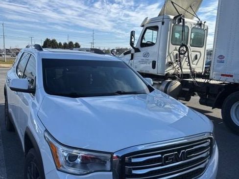 Used 2019 GMC Acadia SLT image 3