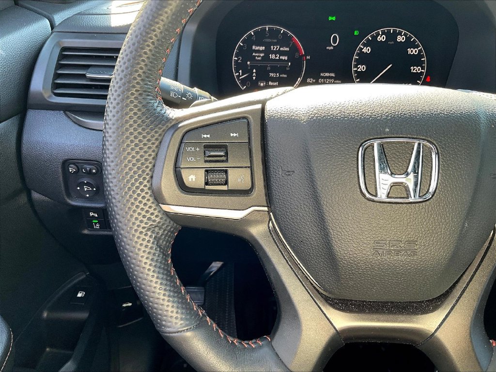 Used 2025 Honda Ridgeline TrailSport image 13