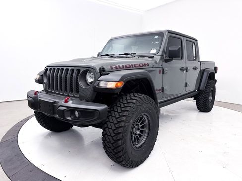 Used 2022 Jeep Gladiator Rubicon w/ Cold Weather Group image 14