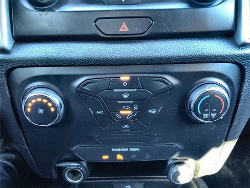 Used 2019 Ford Ranger XLT image 18