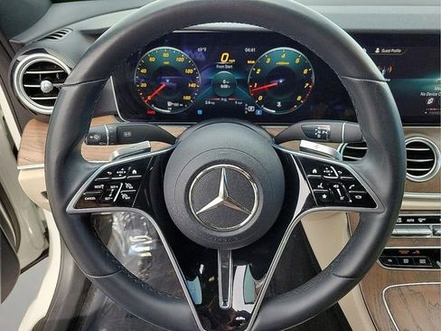 Used 2023 Mercedes-Benz E 350 Sedan image 22
