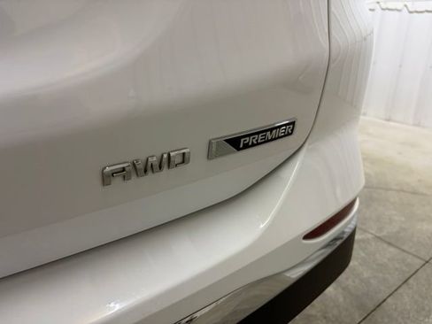 Used 2018 Chevrolet Equinox Premier AWD/4WD image 8