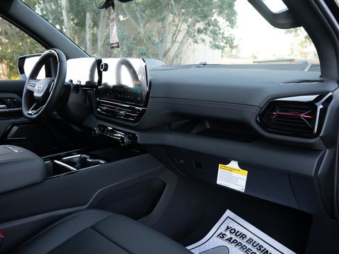 Used 2024 Chevrolet Silverado EV RST image 38