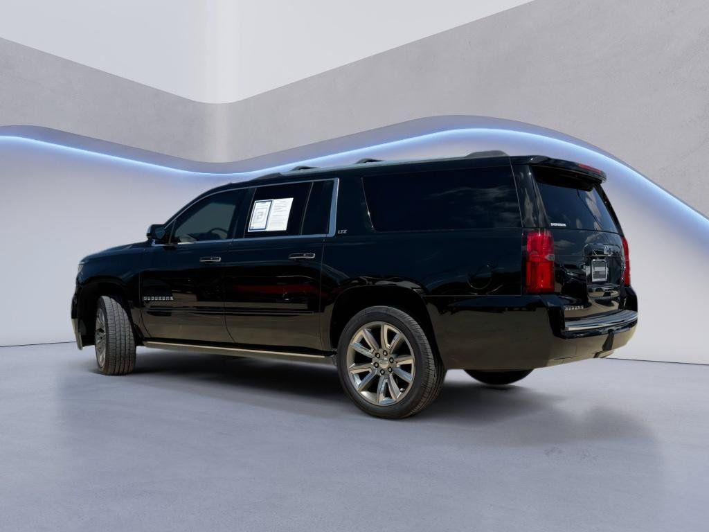Used 2015 Chevrolet Suburban LTZ RWD image 3