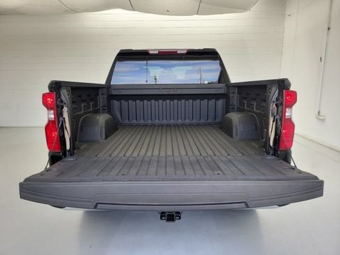 Used 2025 Chevrolet Silverado 1500 LT RWD image 10