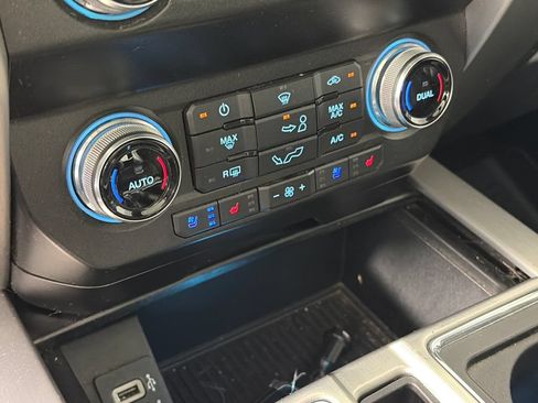 Used 2020 Ford F150 Platinum w/ Equipment Group 701A Luxury AWD/4WD image 21