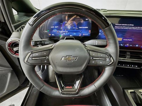 New 2025 Chevrolet Equinox EV RS image 6