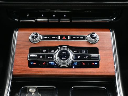 Used 2022 Lincoln Aviator Reserve w/ Equipment Group 201A AWD/4WD image 34