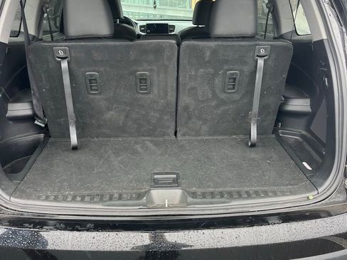 Used 2020 Honda Pilot Touring image 10