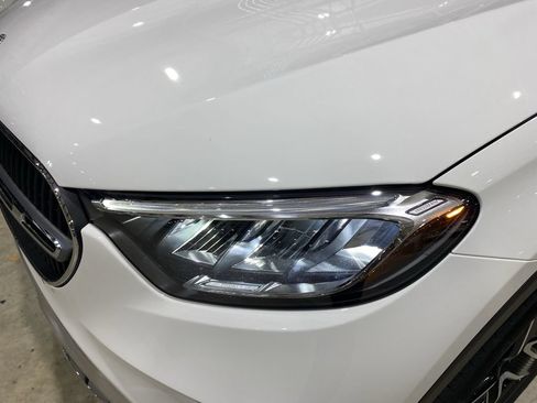 Certified 2026 Mercedes-Benz GLC 300 image 23