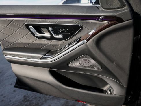 Used 2021 Mercedes-Benz S 580 S 580 image 24