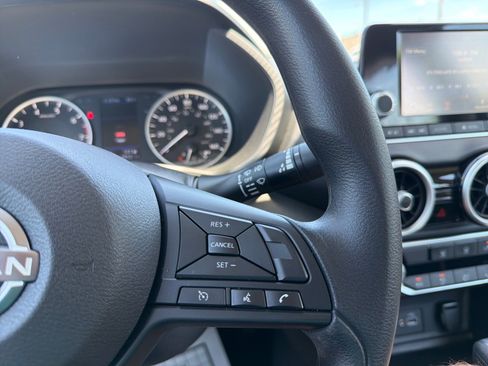 Used 2025 Nissan Sentra S FWD image 16