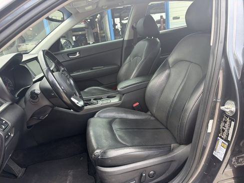 Used 2020 Kia Optima SE FWD image 9