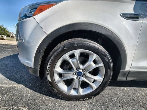 Used 2014 Ford Escape Titanium w/ Equipment Group 401A AWD/4WD image 16