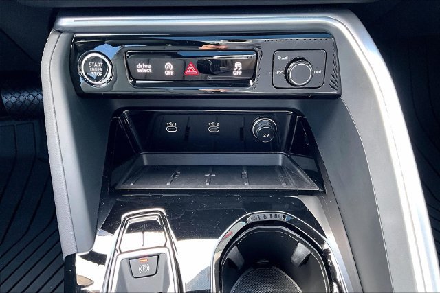 Used 2025 Audi Q5 Premium w/ Convenience Package AWD/4WD image 16
