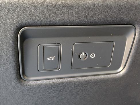 Used 2021 Land Rover Range Rover Westminster Edition image 17