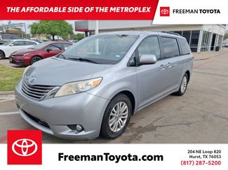 Used 2014 Toyota Sienna XLE video 1
