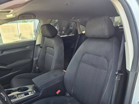 Used 2026 Honda Civic LX image 21