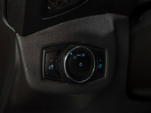 Used 2017 Ford Transit Connect XL image 19