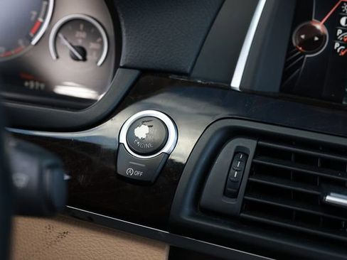 Used 2015 BMW 535i xDrive Sedan image 29