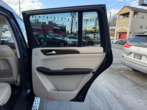 Used 2017 Mercedes-Benz GLS 450 4MATIC image 44