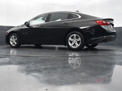 Used 2021 Chevrolet Malibu LS image 37